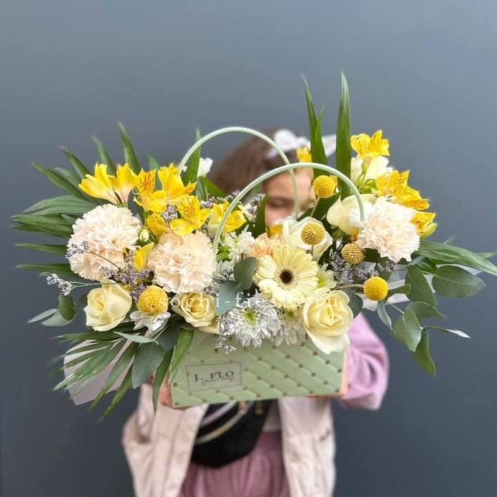 Сумочка с розами "Эпиа" в Улан-Удэ