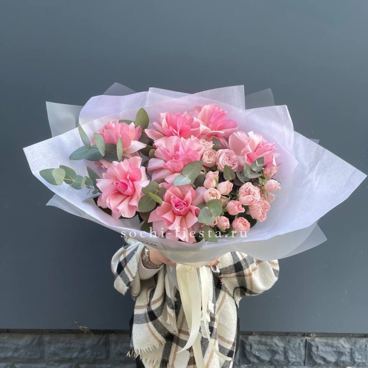 Букет французских и пионовидных роз  в Улан-Удэ