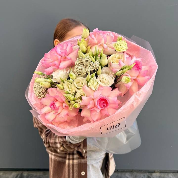 Букет "Розы с эустомой" в Улан-Удэ