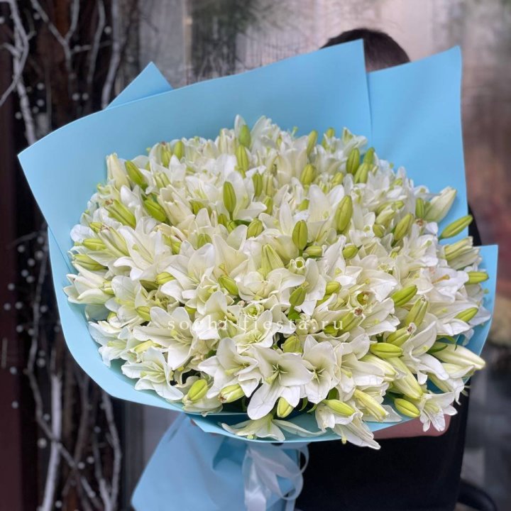 51 лилия в оформлении в Улан-Удэ