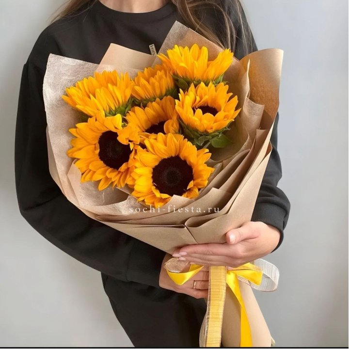 Букет из подсолнухов в Улан-Удэ