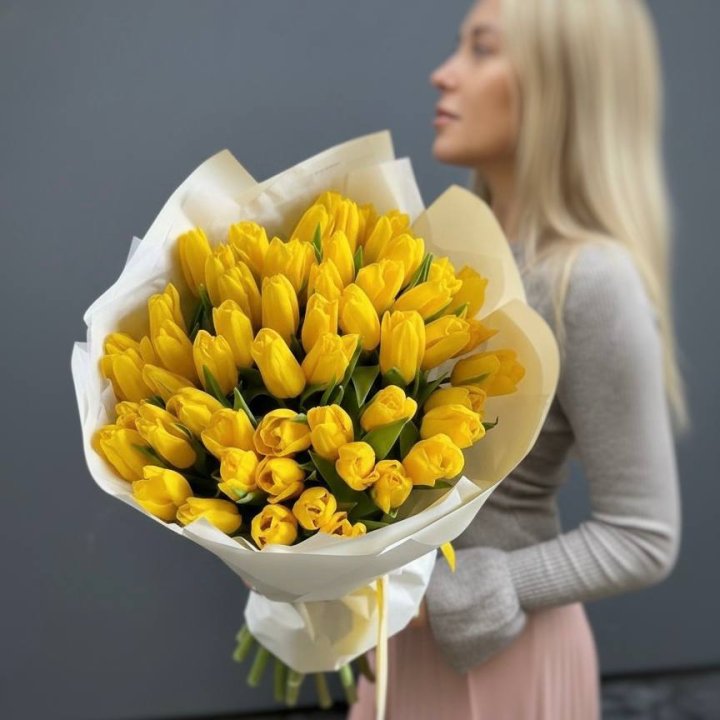 51 желтый тюльпан в Улан-Удэ