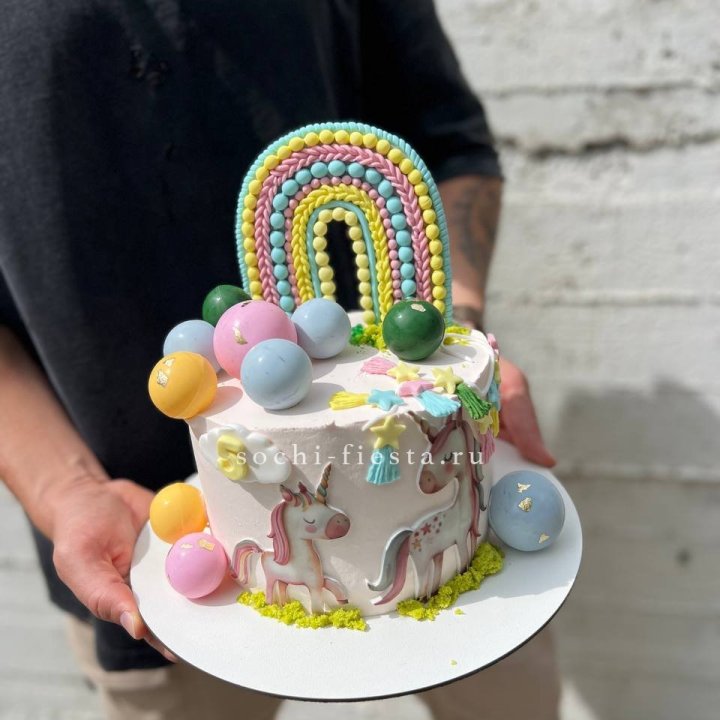 Торт "Радуга с единорогом" в Улан-Удэ