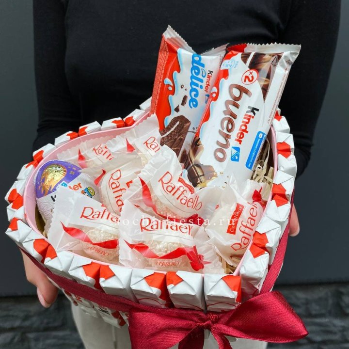 Подарочный набор сердце с Киндерами и Рафаэлло в Улан-Удэ