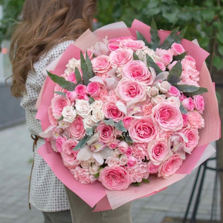 Дизайнерский букет "Барби" в Улан-Удэ