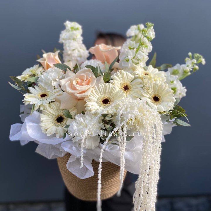 Цветы в джутовом кашпо "Валери" в Улан-Удэ
