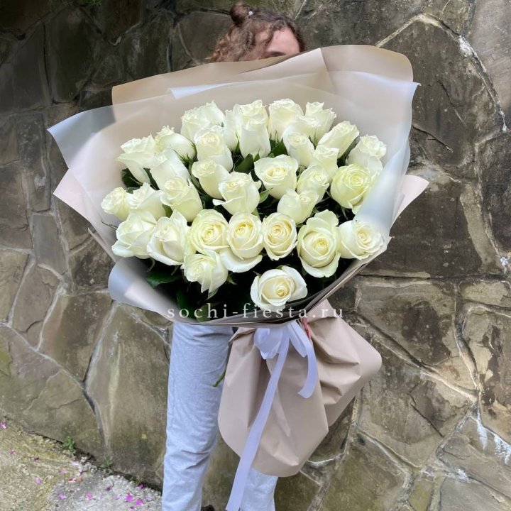 35 голландских роз в Улан-Удэ