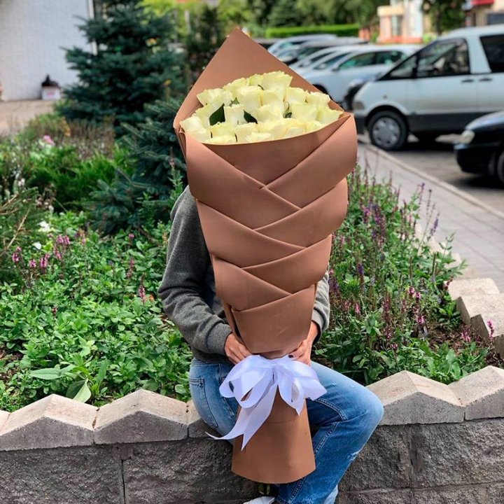 Голландские розы белые "Рыбка" в Улан-Удэ