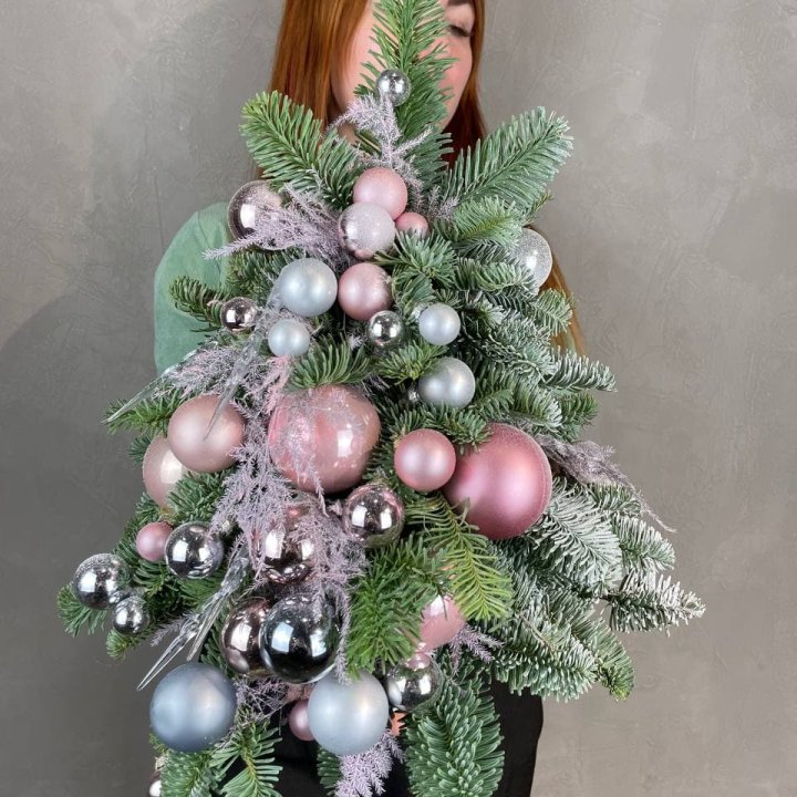 Новогодняя елочка "Розе голд" в Улан-Удэ