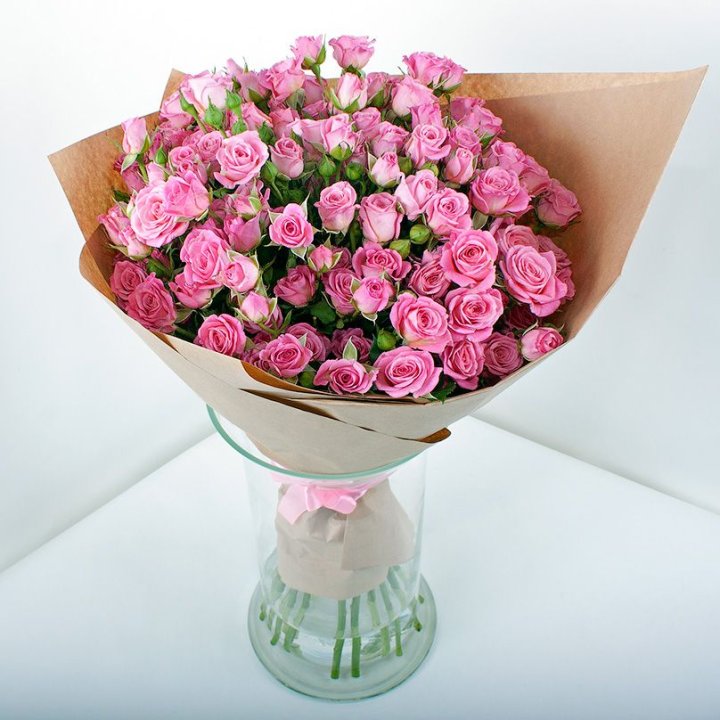 15 кустовых роз в Улан-Удэ