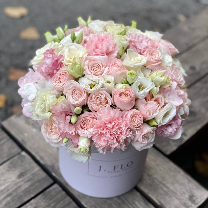 Цветочный бокс "Люксур" в Улан-Удэ