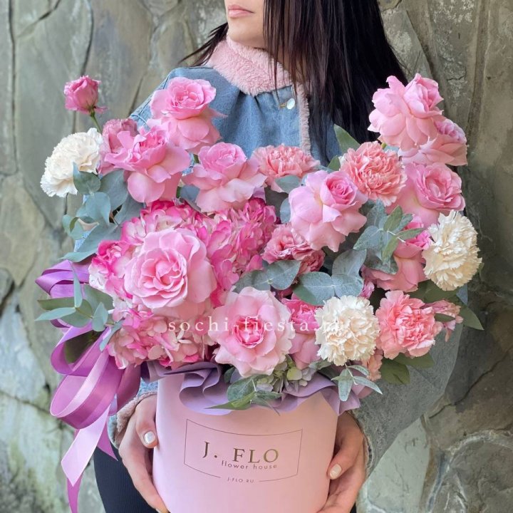 Цветочный бокс "Эсмиральда" в Улан-Удэ