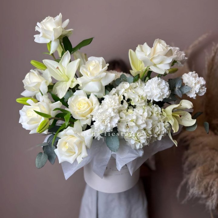 Цветочный бокс "Вайт дримс" в Улан-Удэ