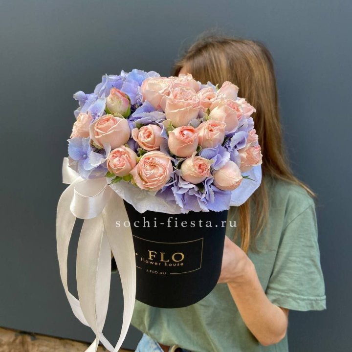 Бокс бомбастик и гортензия в Улан-Удэ