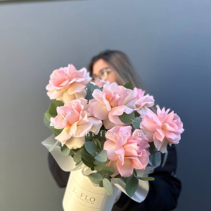 Французские роз в боксе в Улан-Удэ