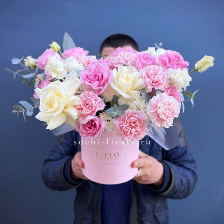 Цветочный бокс "Памела" в Улан-Удэ