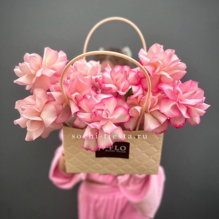 Сумочка розовых роз Венди в Улан-Удэ