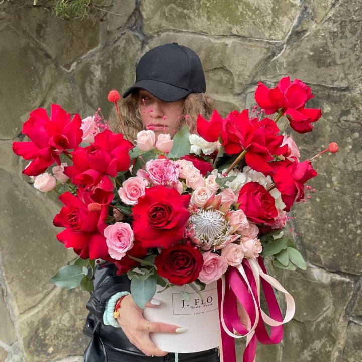 Яркий бокс "Для неё" в Улан-Удэ