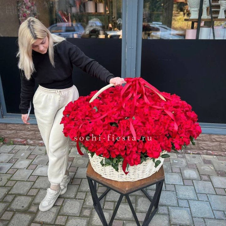 201 французская красная роза в Улан-Удэ