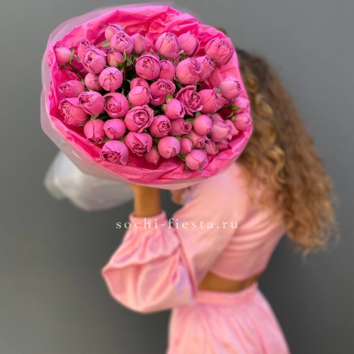 Букет из пионовидных роз  в Улан-Удэ