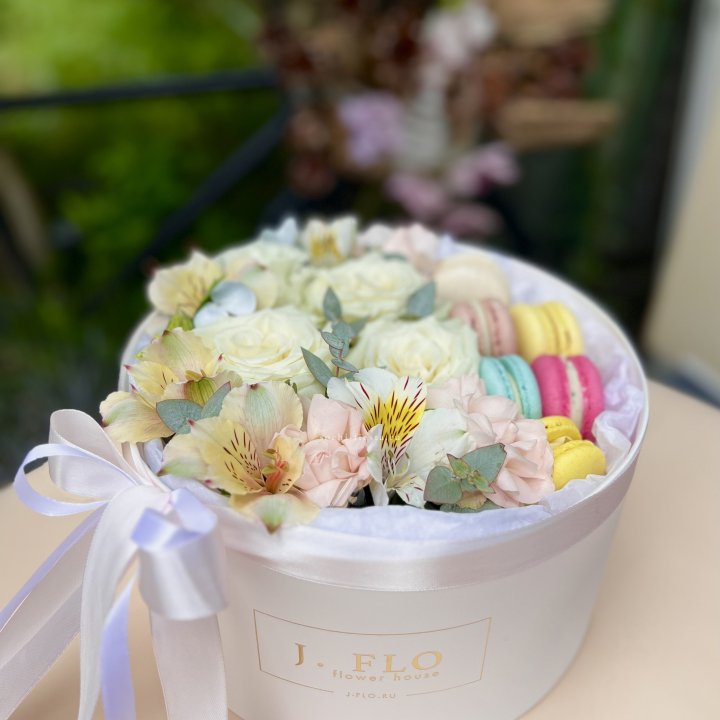 Цветочный бокс "Ника" в Улан-Удэ