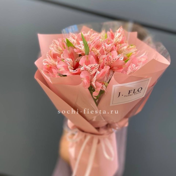Букет альстромерий розовых в Улан-Удэ