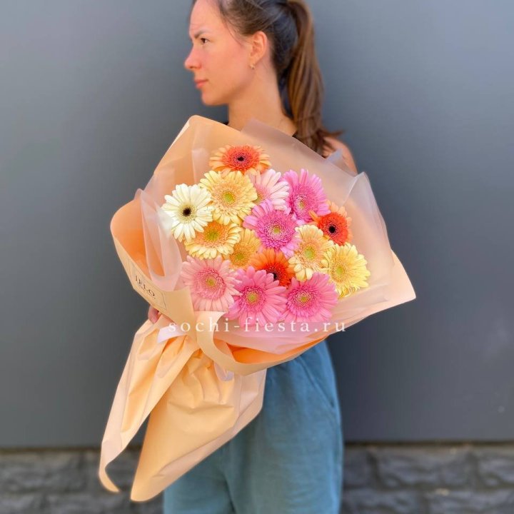 Букет разноцветных гербер в Улан-Удэ
