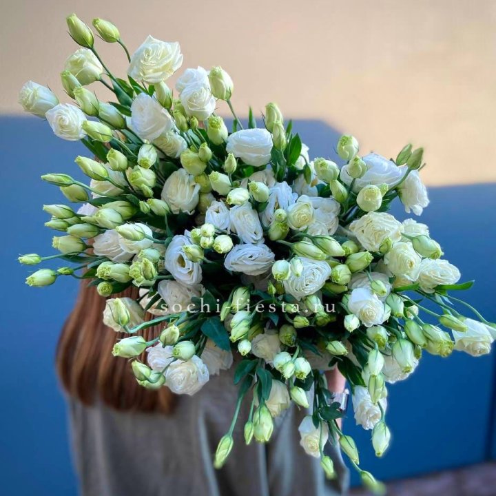 Охапка эустомы в Улан-Удэ