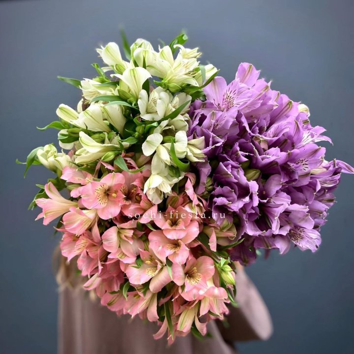 Охапка Альстромерии в Улан-Удэ