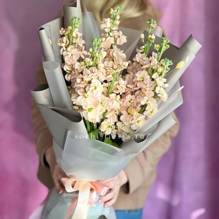 Букет ароматной маттиоллы №2 в Улан-Удэ