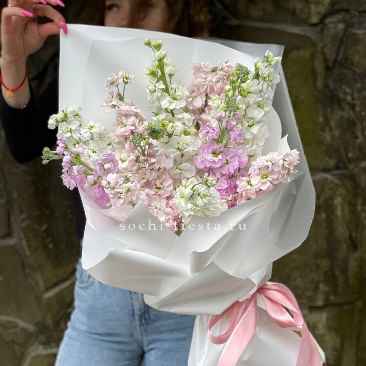 Букет маттиол №1 в Улан-Удэ