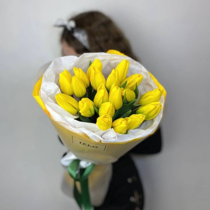  19 жёлтых тюльпанов в Улан-Удэ