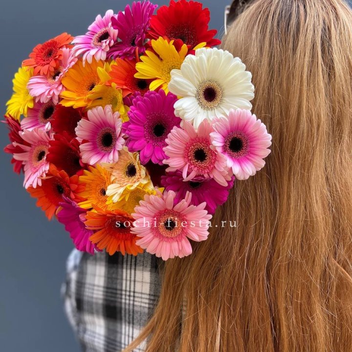 Охапка гербер  в Улан-Удэ