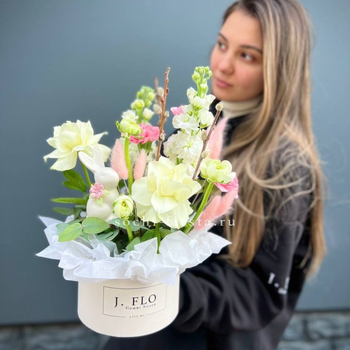 Цветочный бокс "Пасхальная композиция" в Улан-Удэ