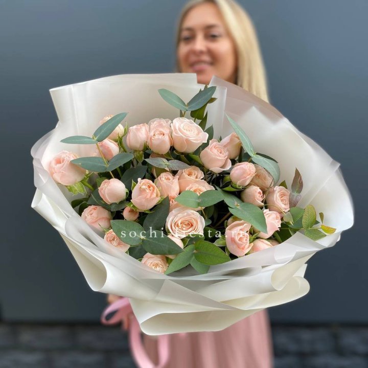 Букет кустовых роз "Фреш" в Улан-Удэ