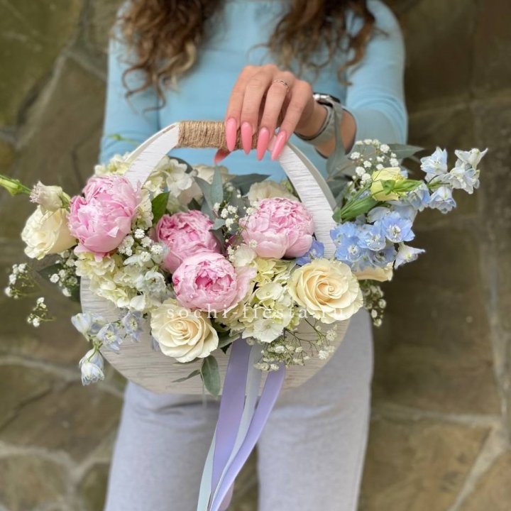 Ящик с пионами в Улан-Удэ