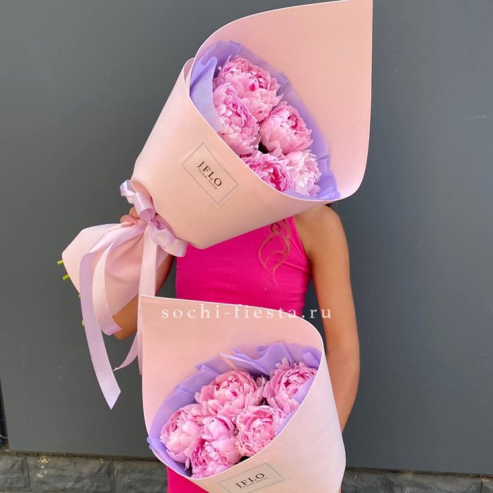 Букет из 5 пионов в Улан-Удэ