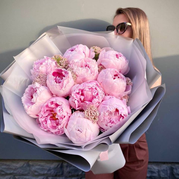 Букет с пионами "Стайл" в Улан-Удэ