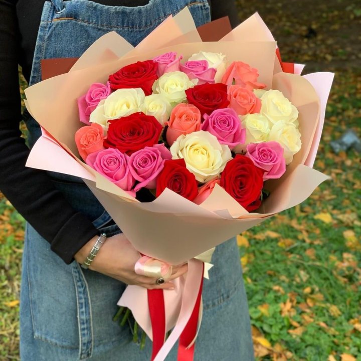 25 роз "Карусель" в Улан-Удэ