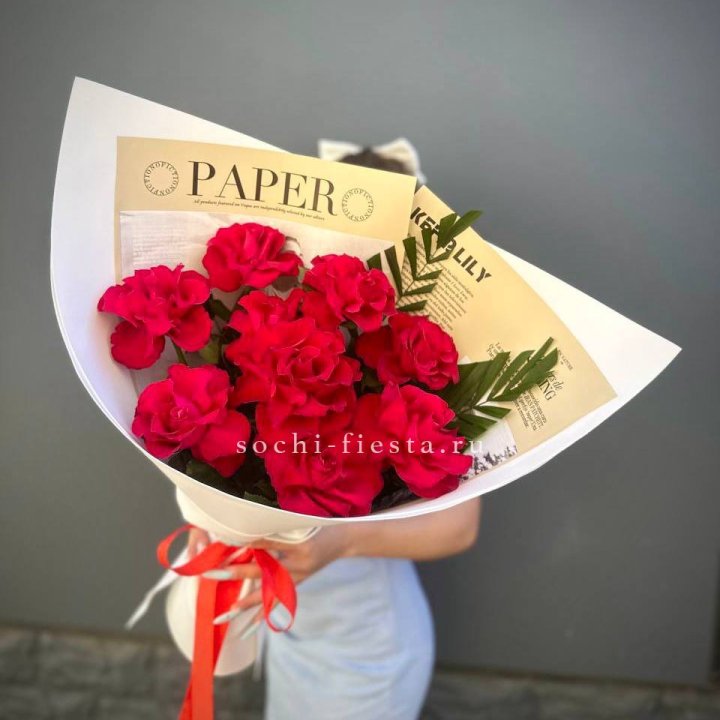 9 Красных французских роз Чико в Улан-Удэ