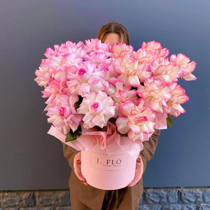 25 Французских роз микс в боксе в Улан-Удэ