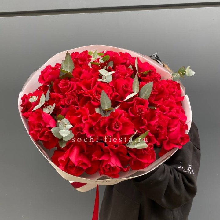 23 Красных французских роз в Улан-Удэ