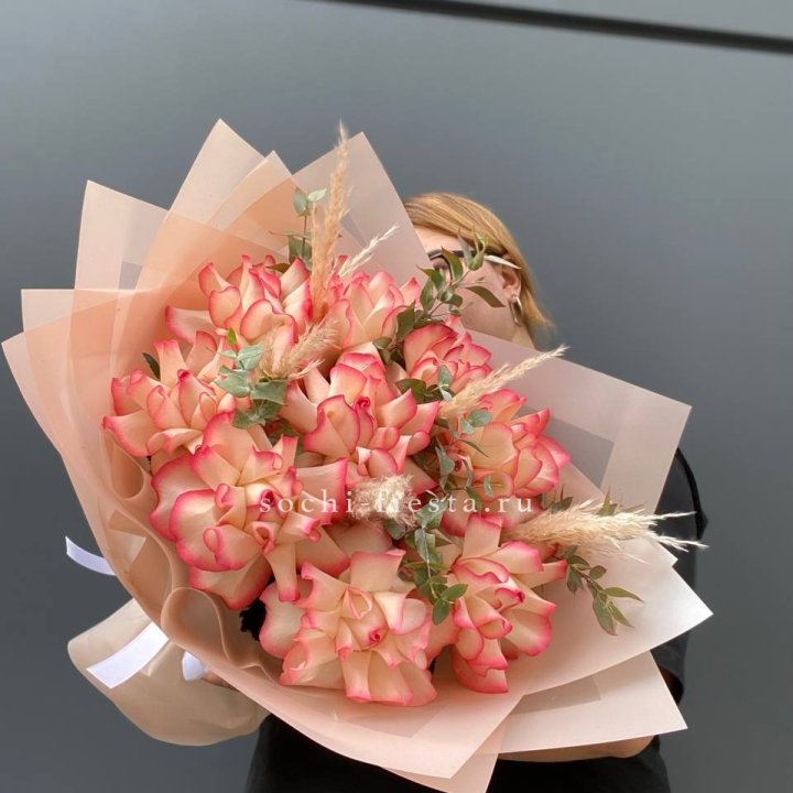 9 Французских роз Джумилия  в Улан-Удэ