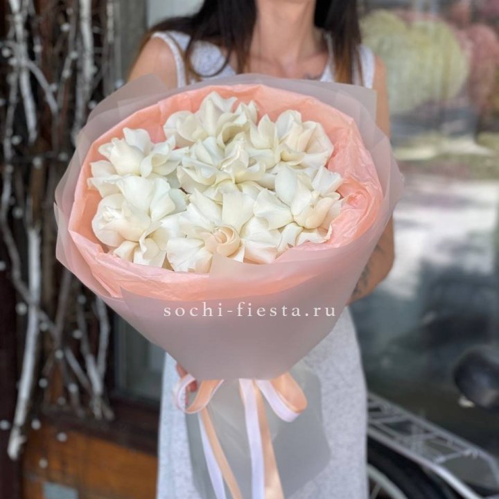 7 Белых французских роз в Улан-Удэ