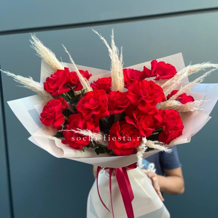 15 Красных французских розы в Улан-Удэ