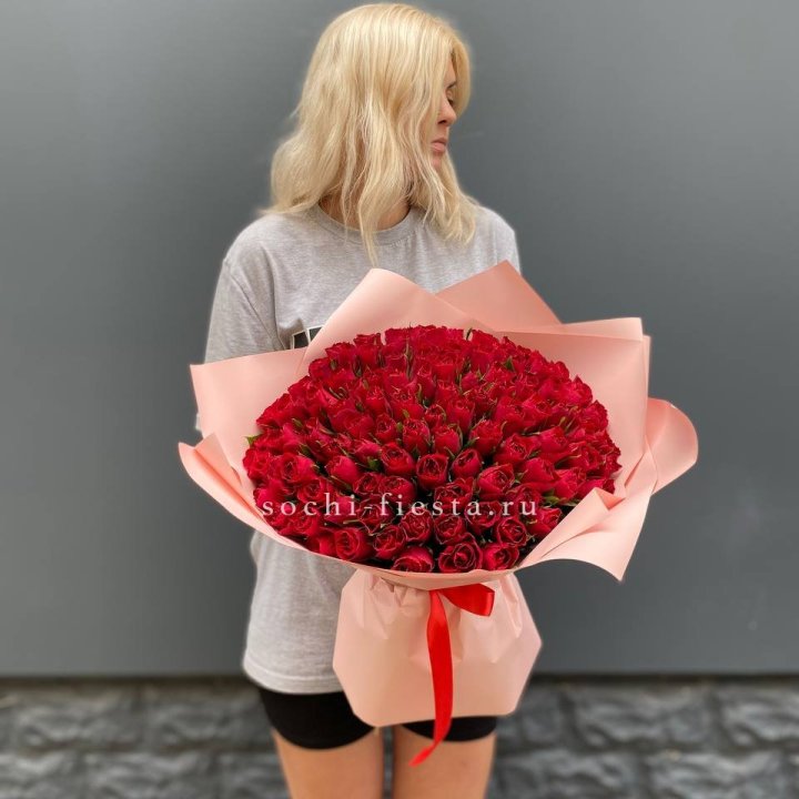 101  красная кенийская роза  в Улан-Удэ