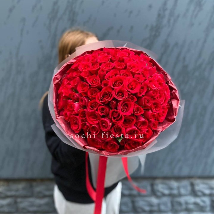 101  красная кенийская роза  в Улан-Удэ