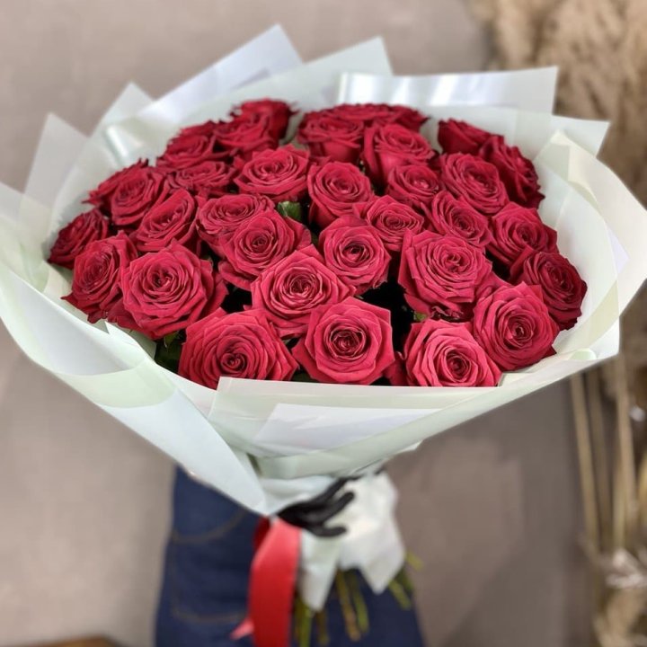 37 красных роз в Улан-Удэ