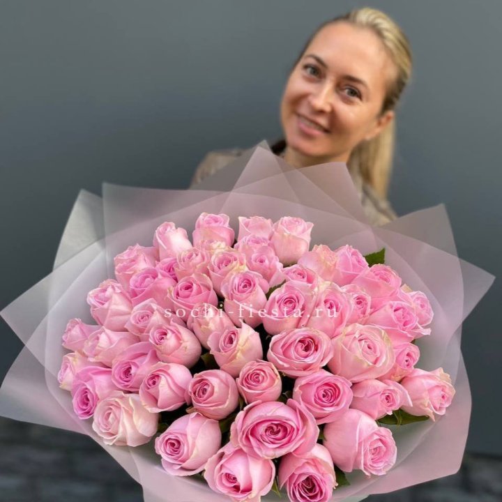 51 розовая роза в Улан-Удэ