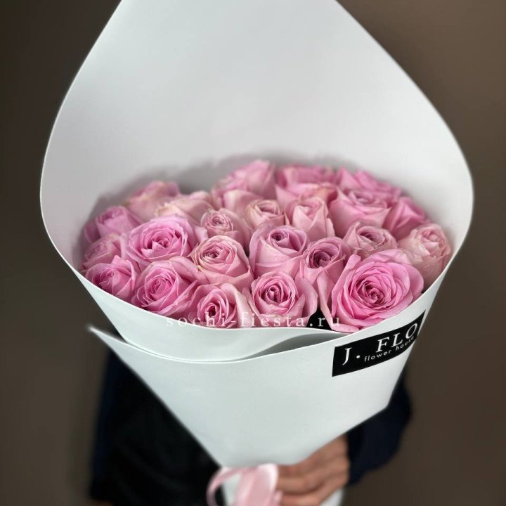 25 розовых роз в Улан-Удэ